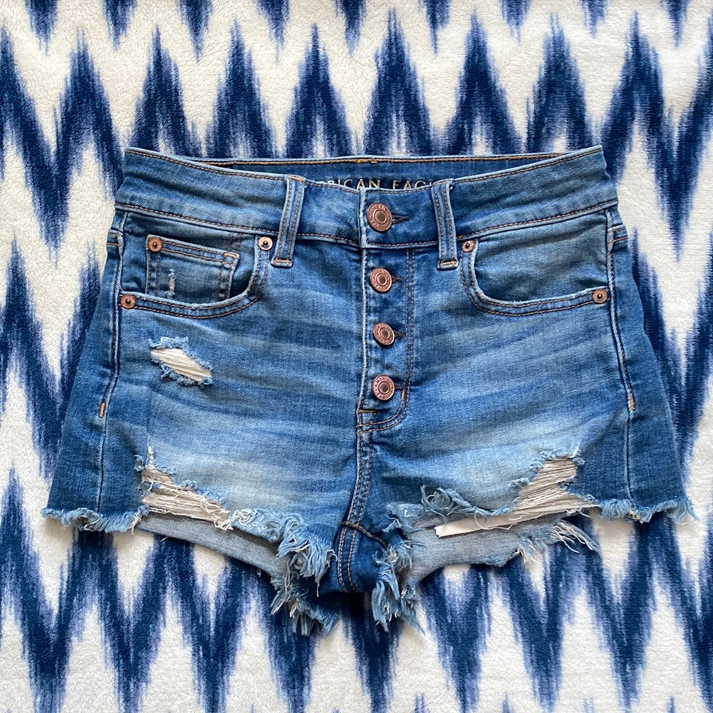 American Eagle Hi-Rise Shortie Distressed Demin Cut-offs